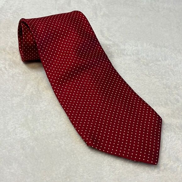 Bert Pulitzer for Lord & Taylor Red Dot Tie - 100% Silk - Picture 1 of 9